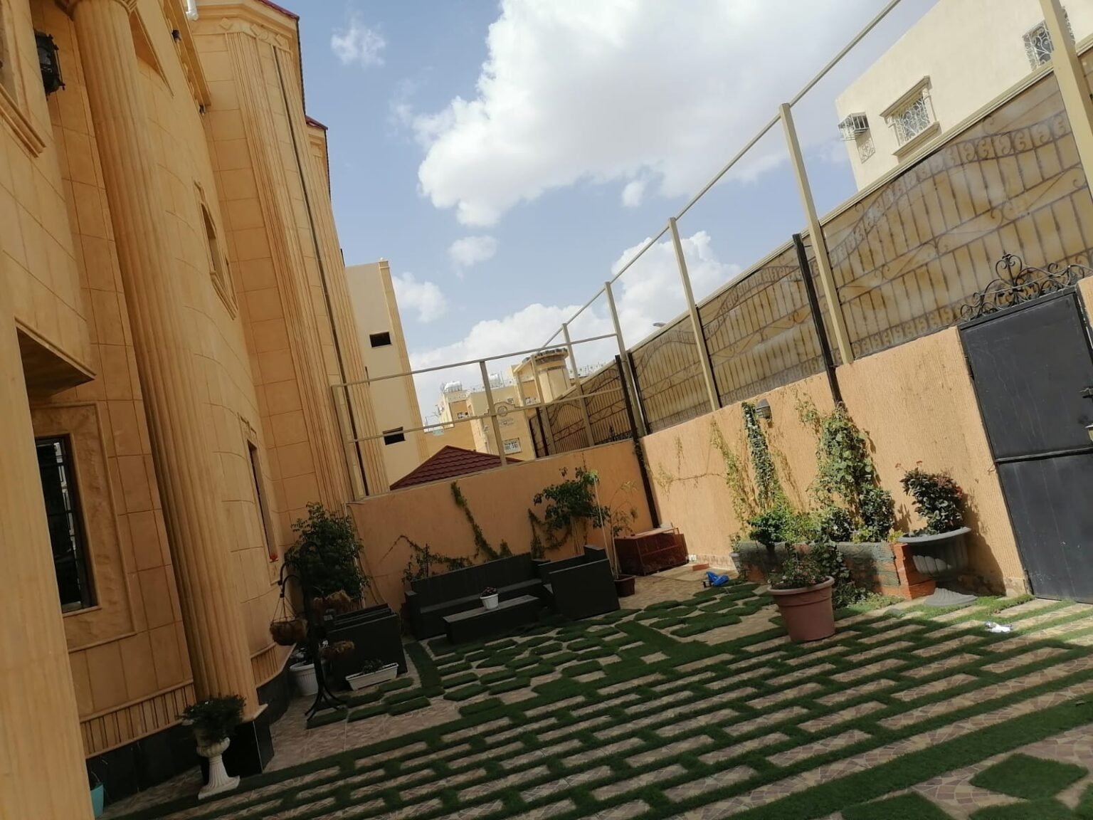 سواتر جدة